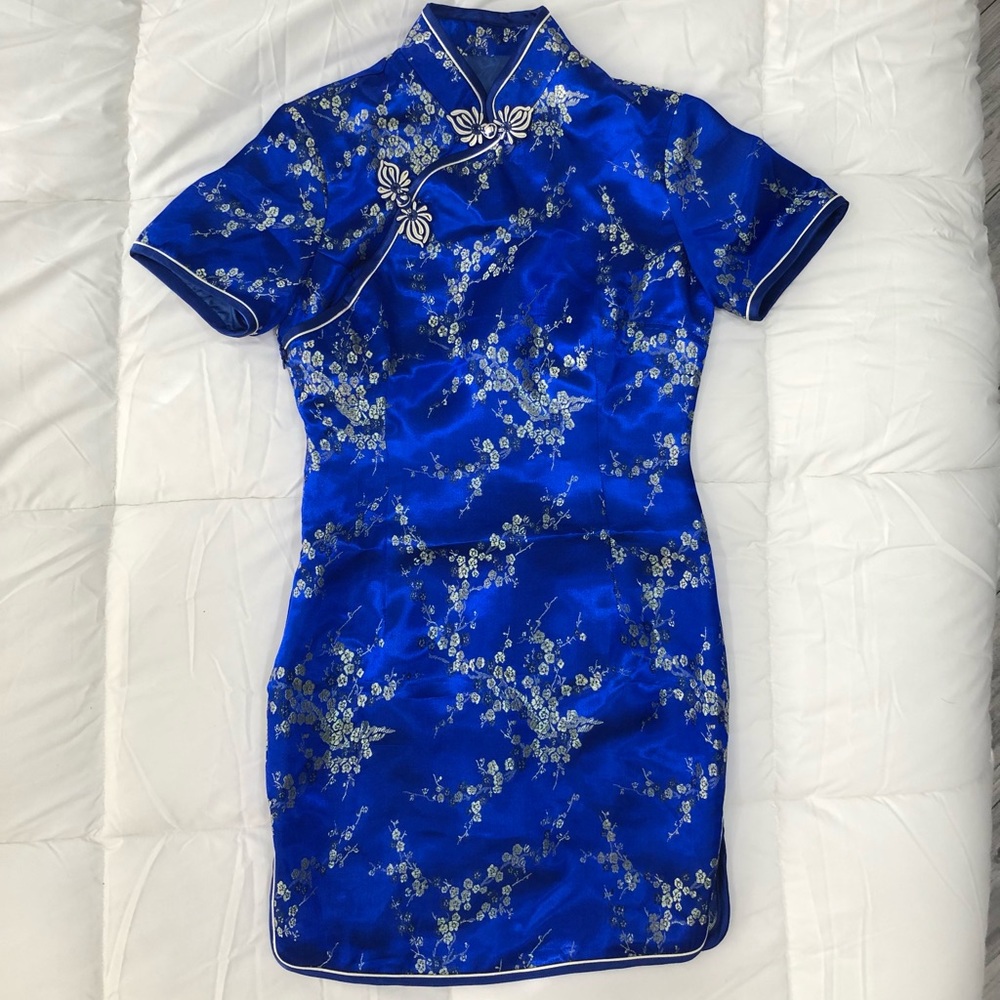 Traditional Chinese Dress